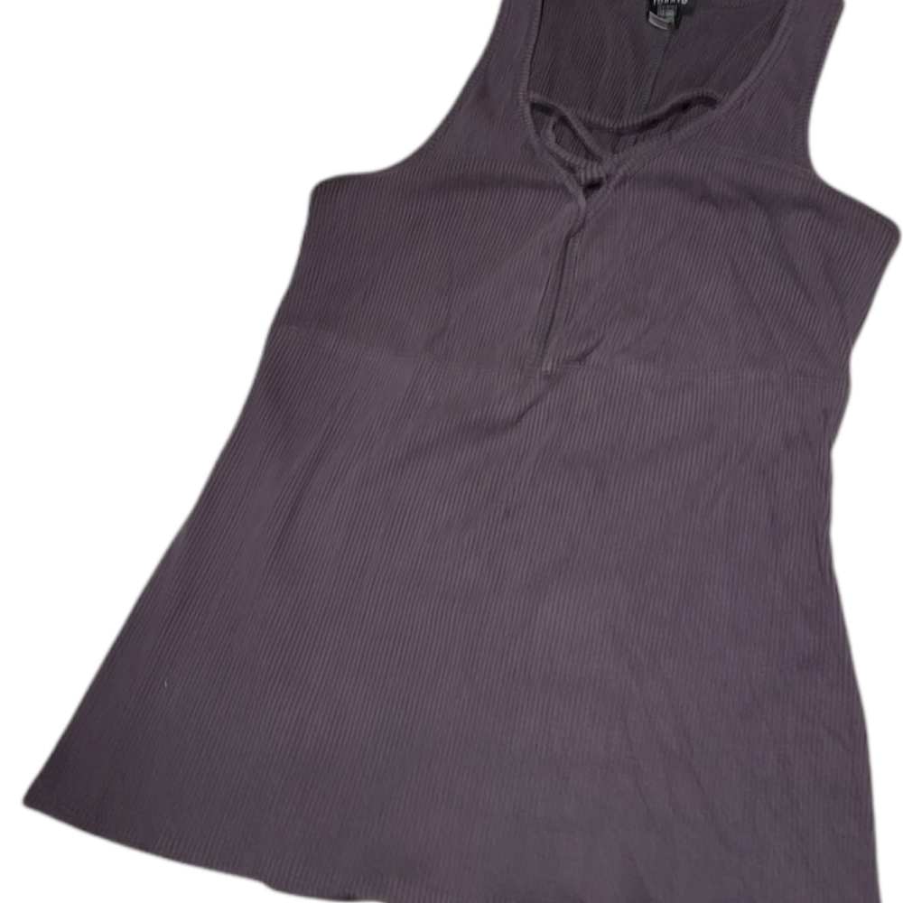 Criss cross torrid tank